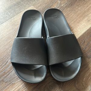 Archies size 9 slides